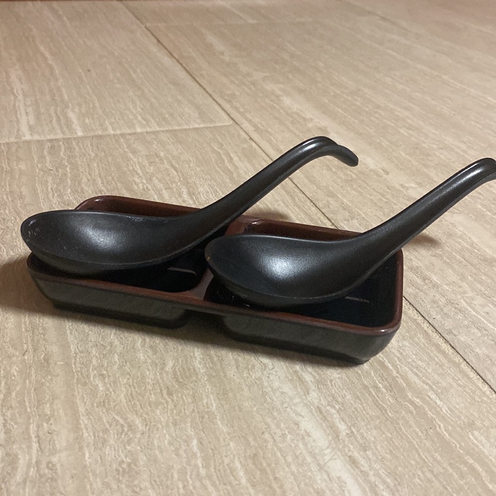 Japanese sauce and spoon set